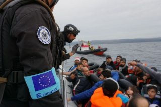 Εκ των έσω αμφισβήτηση της Frontex