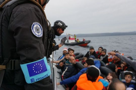 Εκ των έσω αμφισβήτηση της Frontex