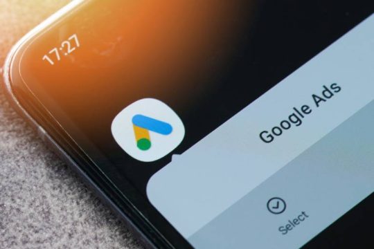 Πρόστιμο 220 εκατ. ευρώ στην Google από τη Γαλλία για παραβίαση κανόνων ανταγωνισμού