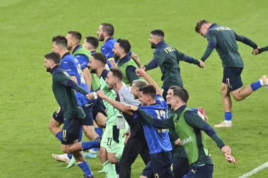 Βρήκε στον πάγκο τις λύσεις για τη… λαχτάρα