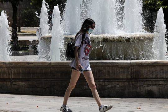 Ο πρώτος καύσωνας του καλοκαιριού εν όψει