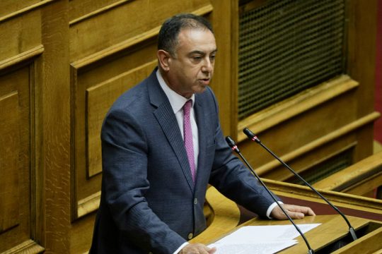 Κέλλας: Τα παιδιά μου ήθελαν να βάλω μέσο για να εμβολιαστούν νωρίτερα [βίντεο]
