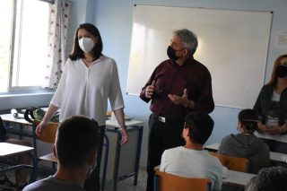 Το ΥΠΑΙΘ φέρνει στη Βουλή το νομοσχέδιο για την αξιολόγηση των εκπαιδευτικών