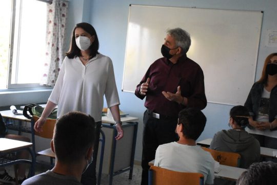 Το ΥΠΑΙΘ φέρνει στη Βουλή το νομοσχέδιο για την αξιολόγηση των εκπαιδευτικών