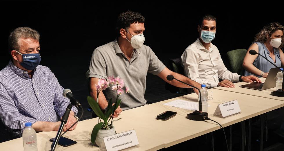 Αλαλούμ με τους εμβολιασμούς στις πλαζ