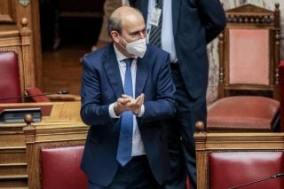 «Παράσταση» Χατζηδάκη για ευθύνες στον e-EΦΚΑ