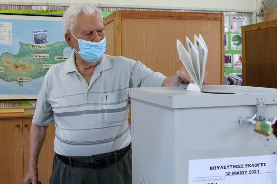 Ψήφος αυτοσυντήρησης στην κυπριακή κάλπη