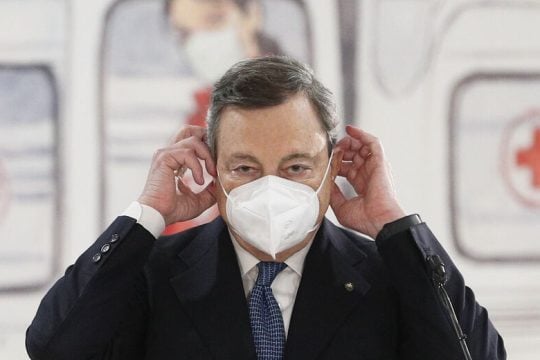 Δεν κάνει τη δεύτερη δόση με Astrazeneca ο Μάριο Ντράγκι