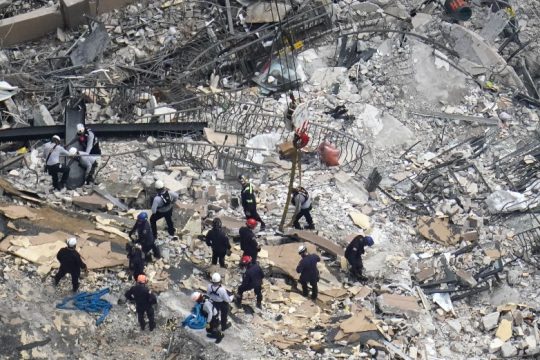 Λιγοστεύουν οι ελπίδες, περισσεύουν τα ερωτήματα στο Μαϊάμι