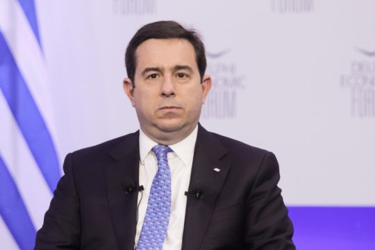 Ο κ. Μηταράκης και ο «φράκτης» στη Δικαιοσύνη