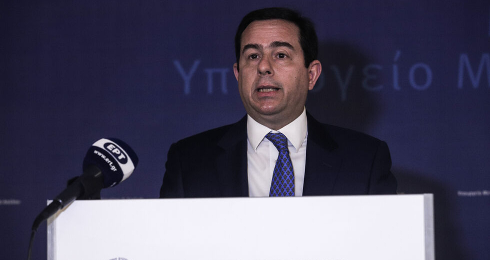Πρόσφυγες σε γκρίζα ζώνη