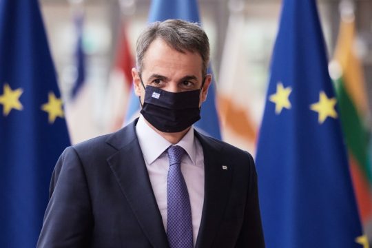 Συντονισμένα πυρά για την «αδράνεια» Μητσοτάκη στις Βρυξέλλες