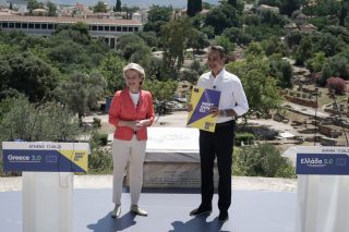 Σόου Μητσοτάκη με την Ούρσουλα φον ντερ Λάιεν