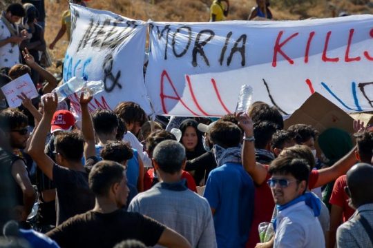 Περί κατασκόπων και άλλων σεναρίων…