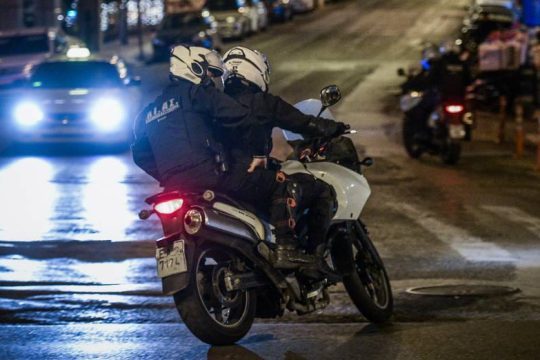 Μηχανή της ΔΙΑΣ παρέσυρε και τραυμάτισε πεζή