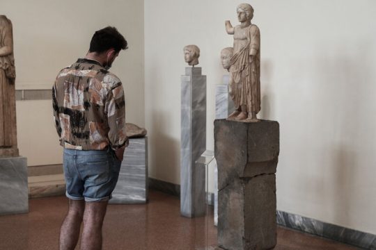 Εμπόδισαν την είσοδο σε μαθητές πρόσφυγες