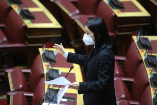 Η Γιαννακοπούλου…