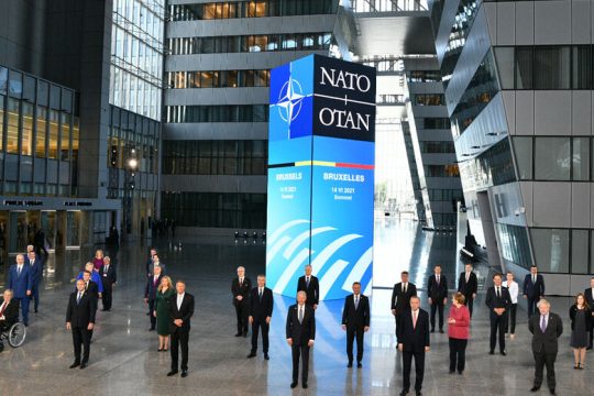 Επιστροφή στις ψυχροπολεμικές ρίζες