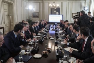 Οι γρίφοι του ανασχηματισμού