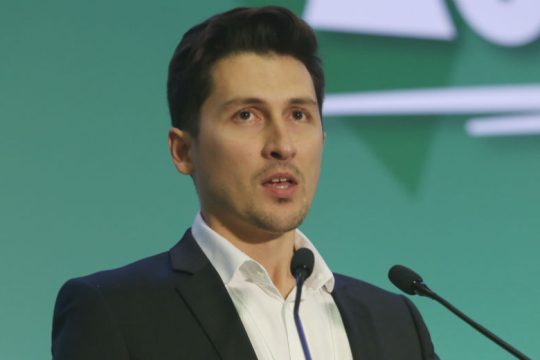 Χρηστίδης: Ο εργαζόμενος μένει απροστάτευτος με υπογραφή της Ν.Δ.