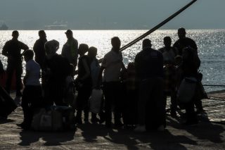 Φωτογράφισε πρόσφυγες, κατηγορήθηκε για κατασκοπεία