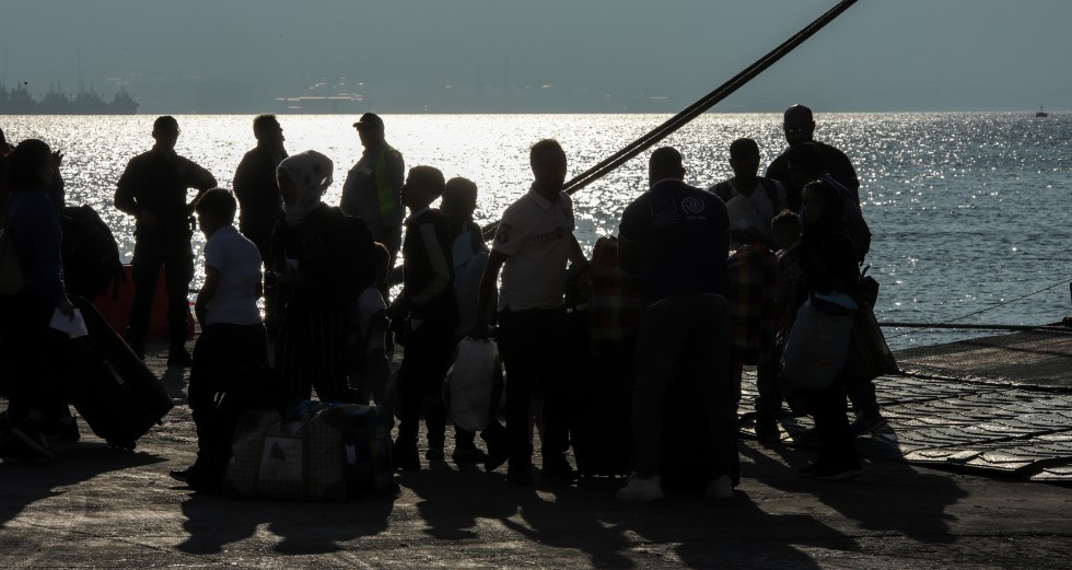 Φωτογράφισε πρόσφυγες, κατηγορήθηκε για κατασκοπεία