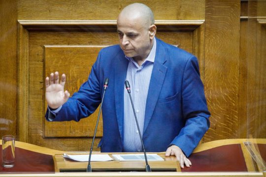 Συνάντηση λιμενικών με τον Ν. Σαντορινιό