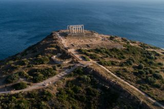 Για ένα μέτρο πεζοδρόμιο