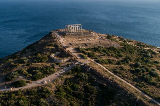 Για ένα μέτρο πεζοδρόμιο