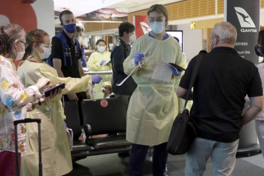 Τέταρτη μεγάλη πόλη της Αυστραλίας σε ολικό lockdown λόγω Covid