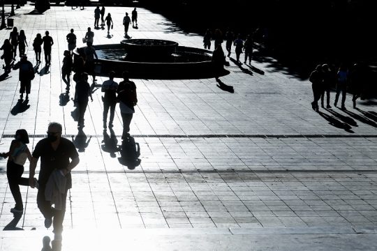 Τίτλοι τέλους και αρχής