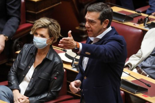 «Φιμώνουν την αντιπολίτευση για να κρύψουν την χρεοκοπία της Ν.Δ.»