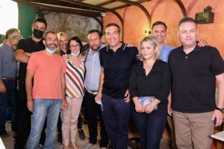 Σε θέση μάχης για τα εργασιακά