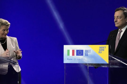 «Ντόλτσε βίτα» με λεφτά από Βρυξέλλες