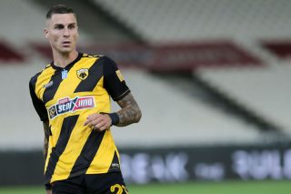 Η ΑΕΚ πήρε αποστάσεις από Βράνιες