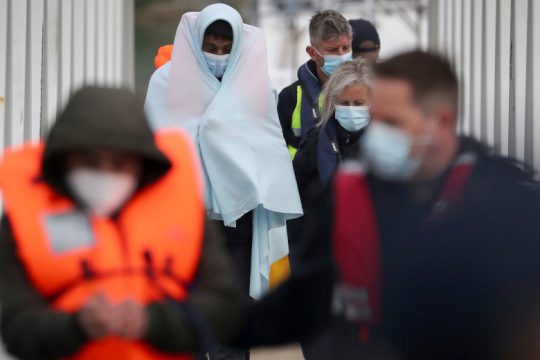 Βρετανικά κέντρα κράτησης μεταναστών και προσφύγων… στην καρδιά της Αφρικής