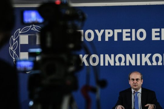 Η κατάργηση της προστασίας από τις απολύσεις στο εργασιακό νομοσχέδιο