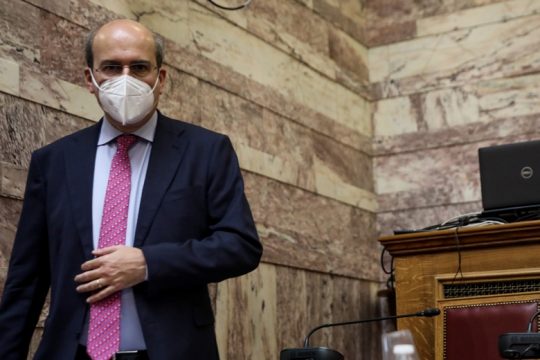 Υπερασπίζεται το θατσερικό του νομοσχέδιο για το συνδικαλισμό