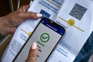 «Πόρτα» στους ανεμβολίαστους