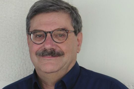 «Οι νέοι πρέπει να εμβολιαστούν για λόγους ουσίας»
