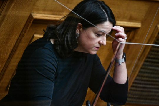 ΟΙΕΛΕ: Ερευνα-χαστούκι για τα λάθη και τα ψεύδη σχετικά με την ΕΒΕ