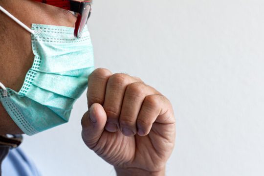 Και οι εμβολιασμένοι μεταδίδουν τη «Δέλτα»