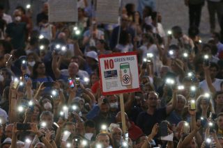 Εμποροι και αντιεμβολιαστές μαζί κατά του πράσινου πάσου
