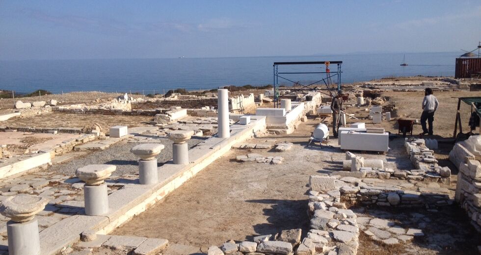 Κυριάκος – Μαρέβα γευμάτισαν με παρέα σε κηρυγμένο αρχαιολογικό χώρο