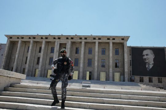 Πέντε χρόνια… αφορμής για αυταρχικό καθεστώς