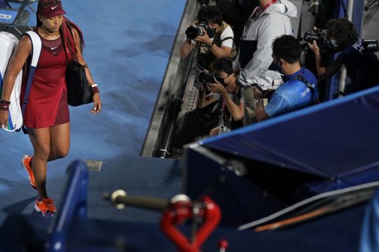 Είμαι η Ναόμι και… δεν είμαι καλά!