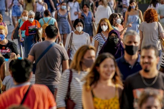 Ποιοι ενισχύουν το ρεύμα των σκεπτικιστών;