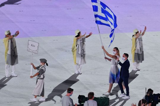 Τρία στα τρία για τους Ελληνες!