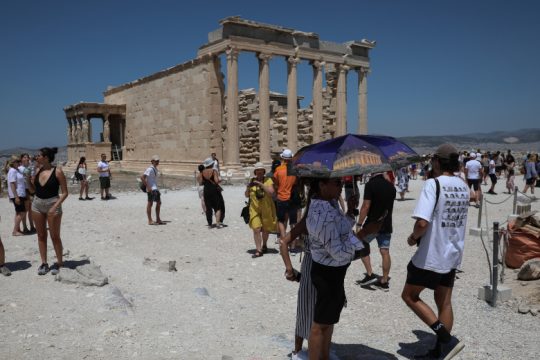 Μελλοντικοί πρέσβεις του ελληνικού πολιτισμού σε καθεστώς… ομηρίας!