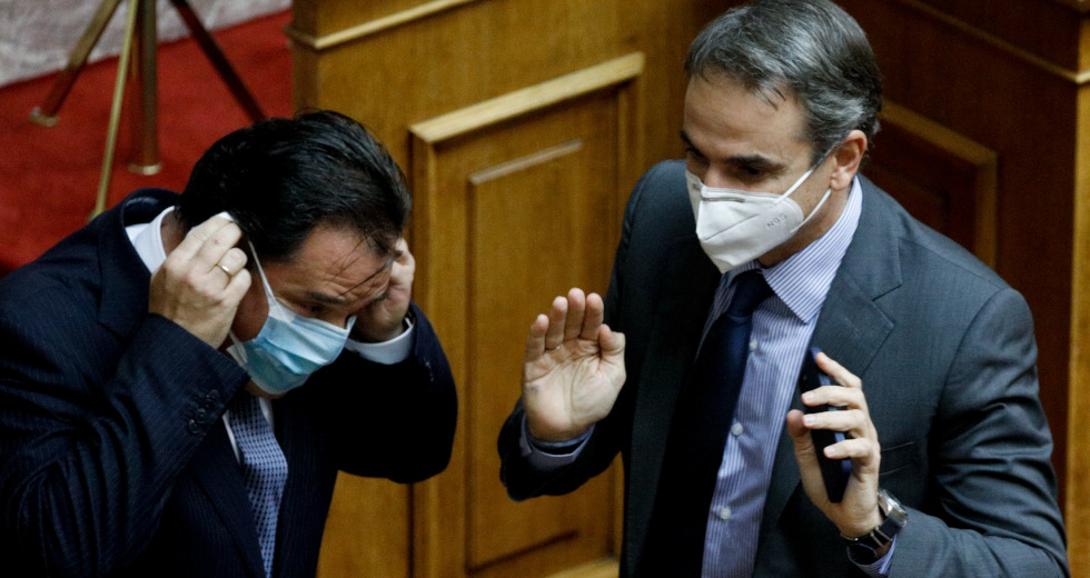 Ο Γεωργιάδης ως «λαγός» απολύσεων και η οργή της αντιπολίτευσης